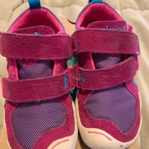Plae TY shoes Sz 8.5